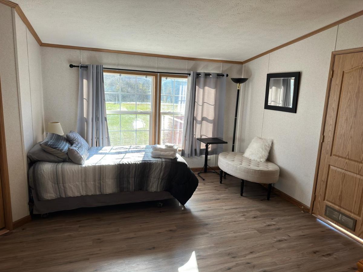 Spacious Cozy Getaway ! King Bed, Game Room, Out Door Patio Cairo Dış mekan fotoğraf